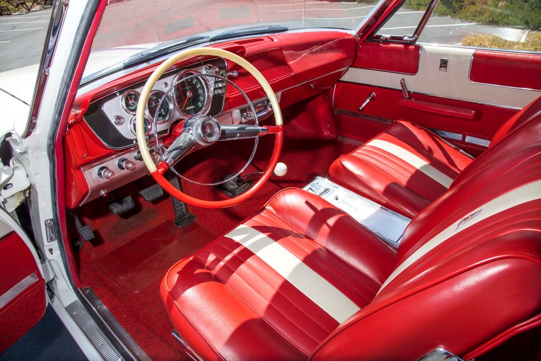 Интерьер кабриолета Plymouth Sport Fury Max Wedge Convertible '1963