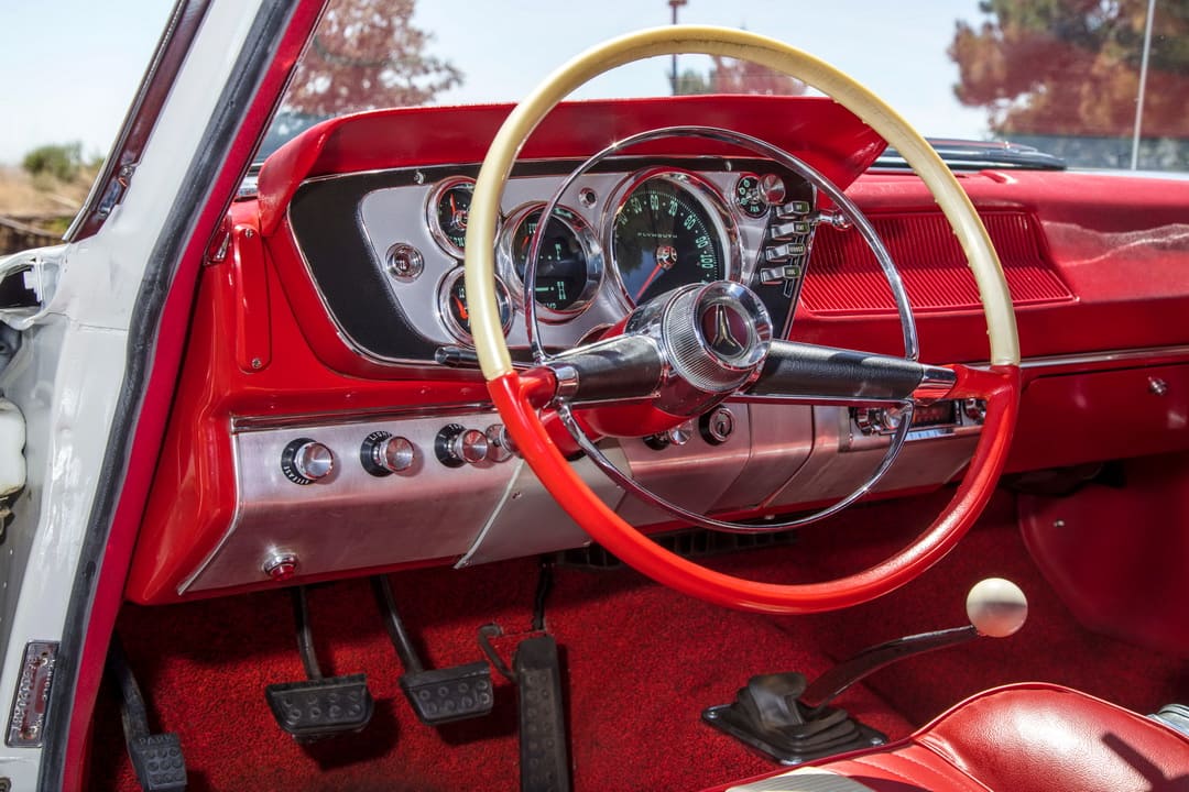 Приборная панель автомобиля Plymouth Sport Fury Max Wedge Convertible '1963