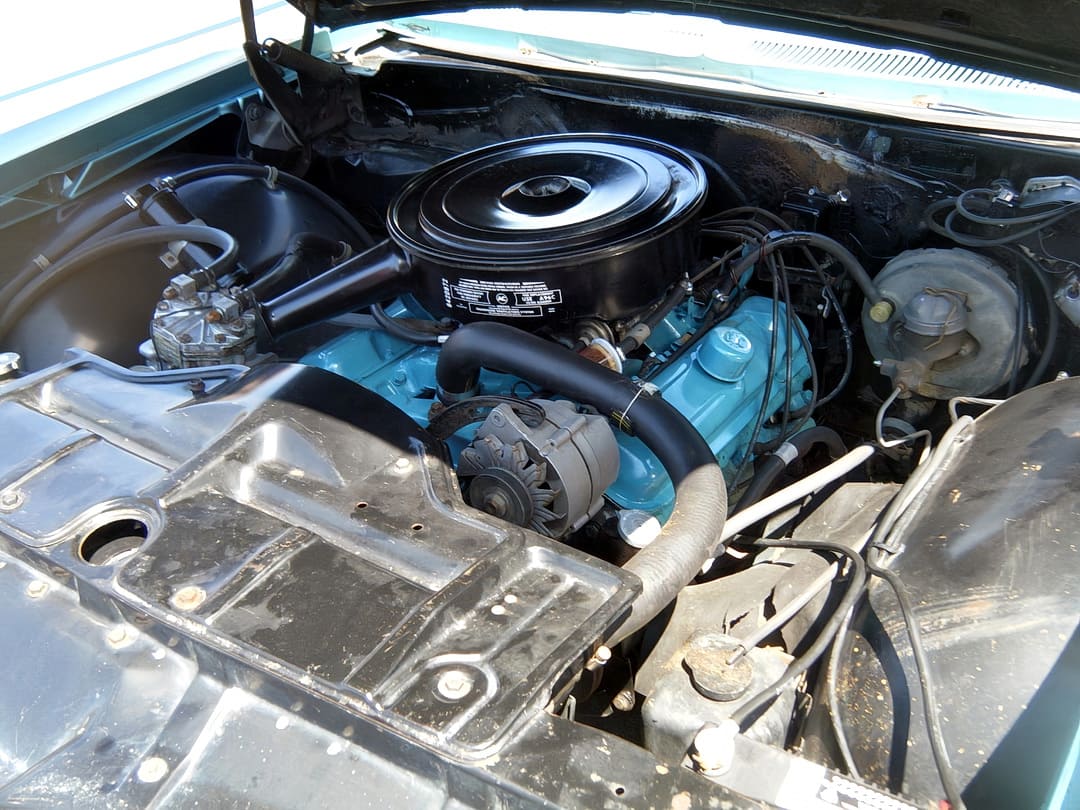 Двигатель автомобиля Pontiac Bonneville Hardtop Sedan '1966