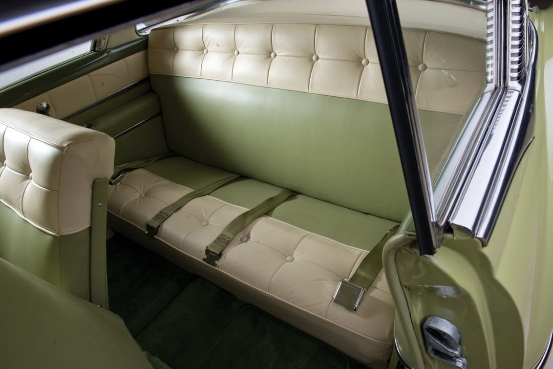 Интерьер автомобиля Pontiac Chieftain Custom Eight Catalina Hardtop Coupe '1953