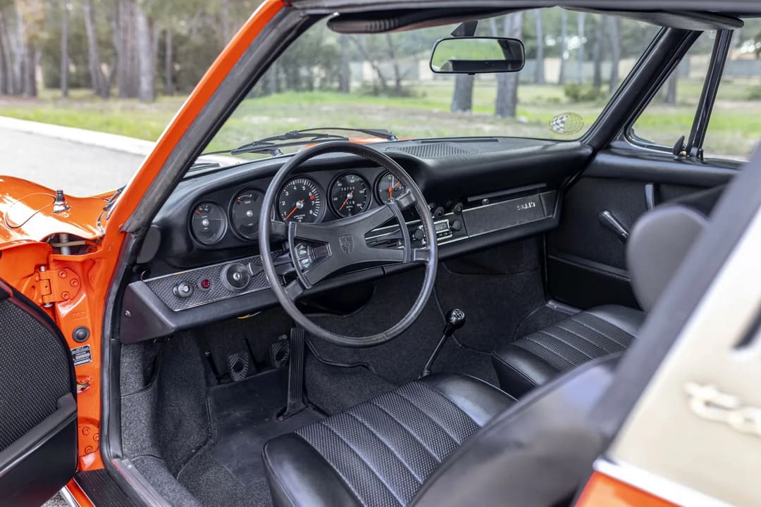 Интерьер автомобиля Porsche 911 2.2 T Targa '1969–70