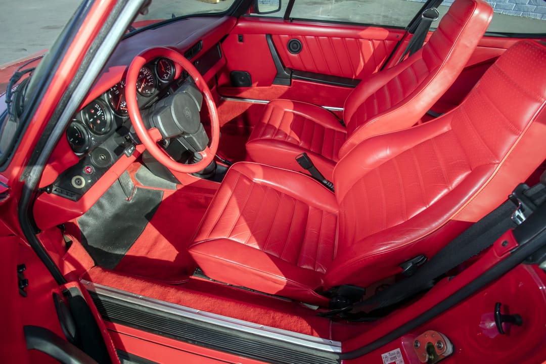 Интерьер автомобиля Porsche 911 Turbo (930 Series I) Flachbau Conversion '1983