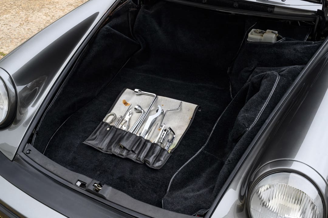Багажник Porsche 930 Turbo 3.3-Litre Coupé '1989