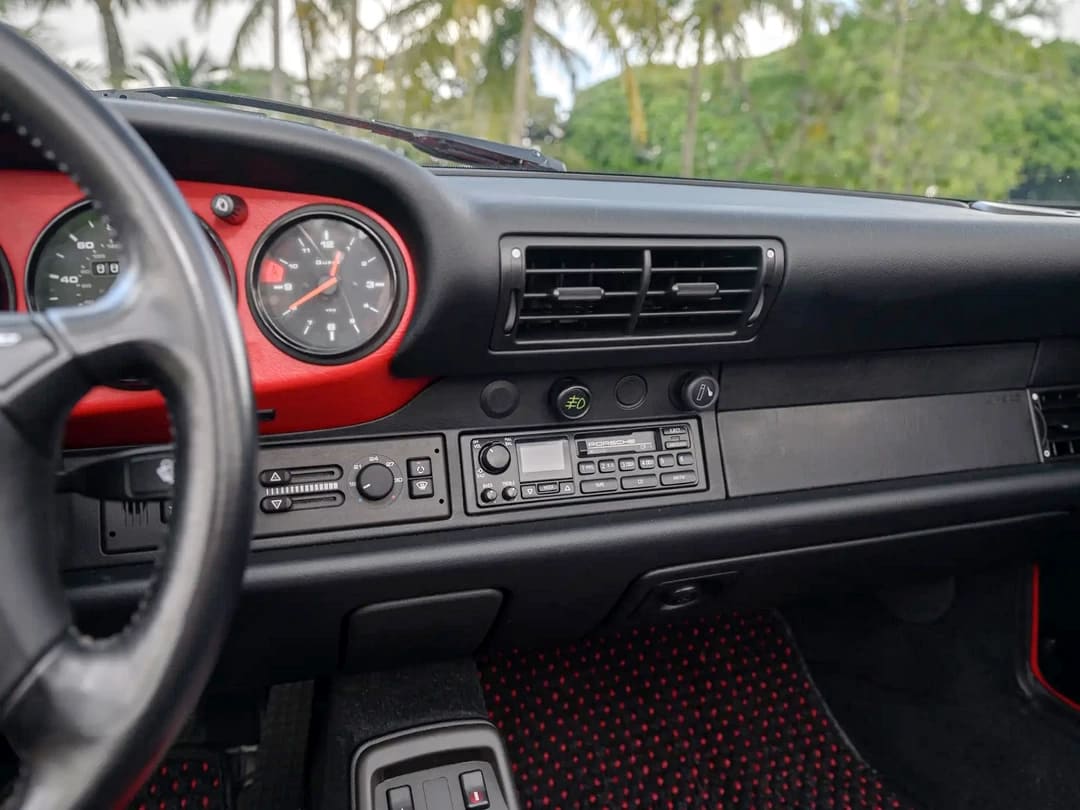 Центральная консоль Porsche 911 Speedster '1994