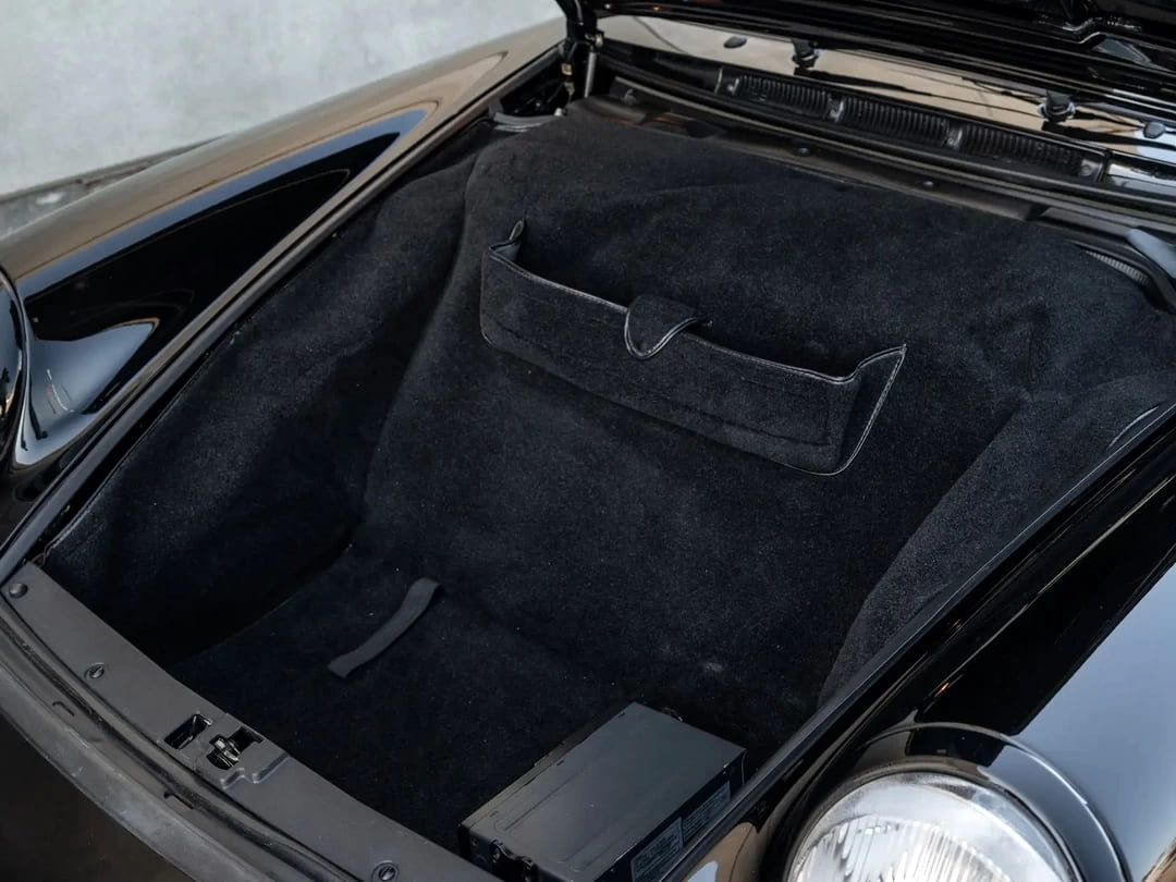 Багажник спорткара Porsche 911 Turbo 3.6 '1994