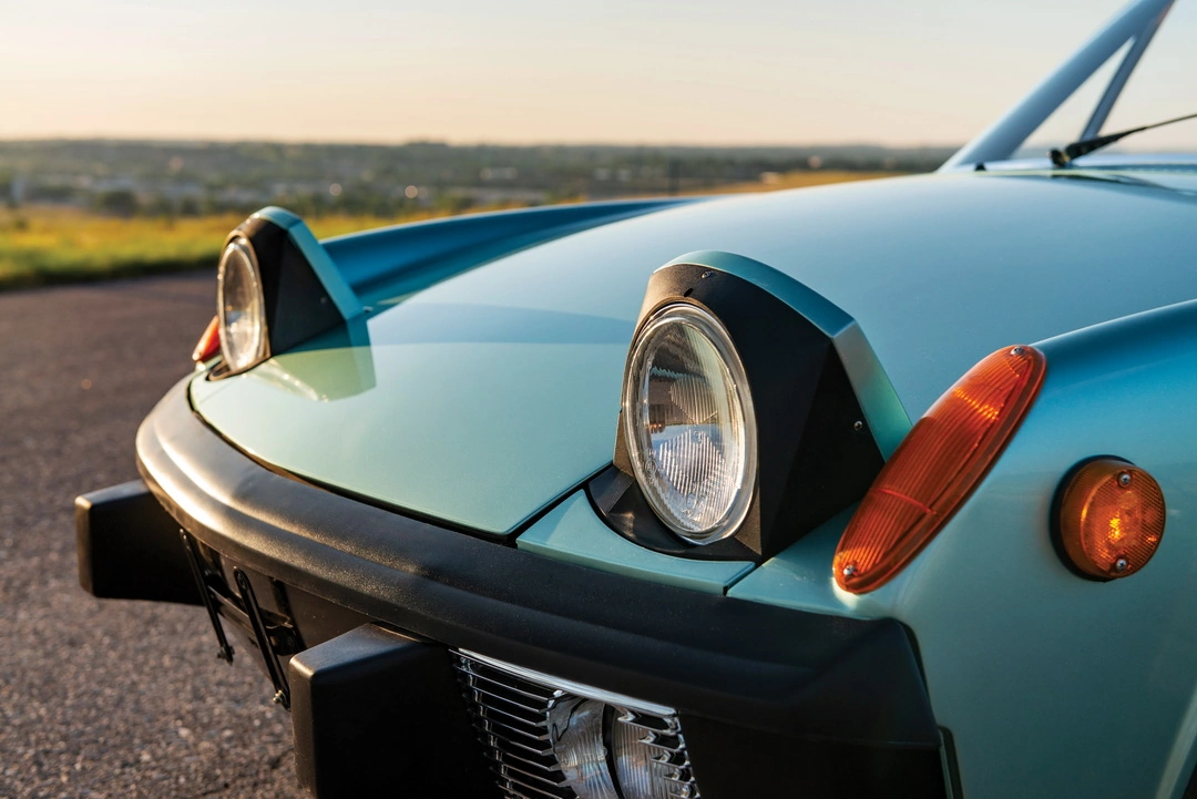 Выдвижные фары автомобиля Porsche 914 2.0 '1975–76