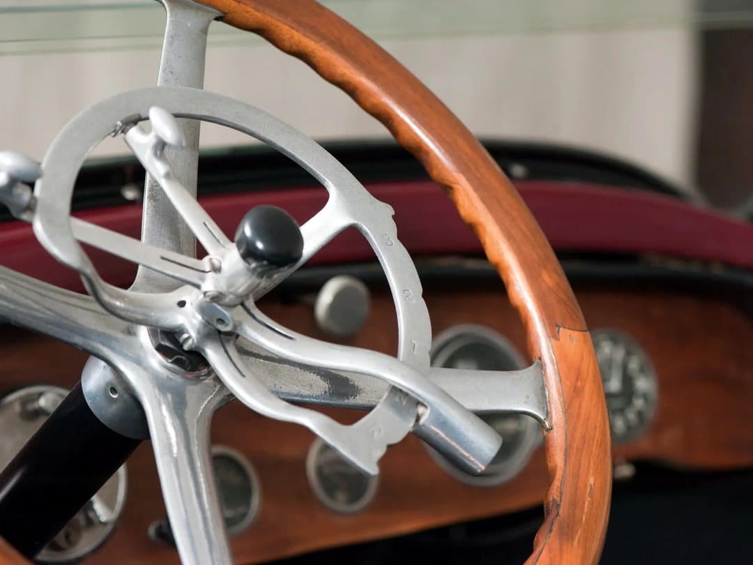 Рулевое колесо автомобиля Premier 6-D 5-passenger Touring '1920