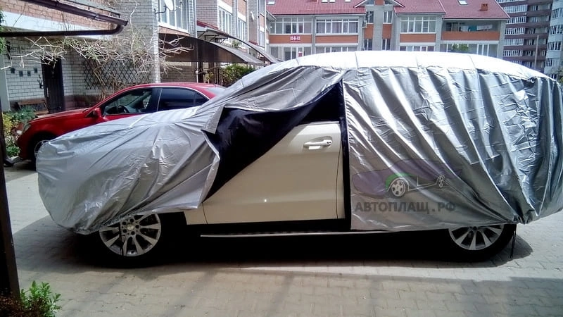 Чехол Антиград для автомобиля с замком-молнией со стороны водителя
