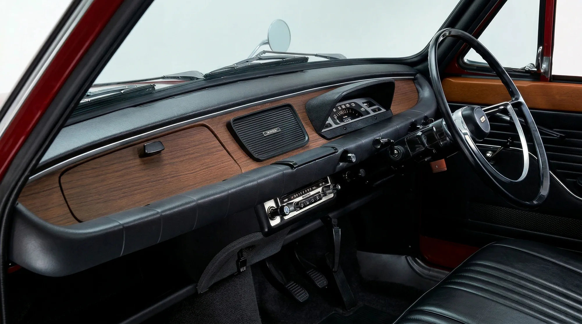 Subaru 1000 Van универсал 1967 — салон — приборная панель — интерьер