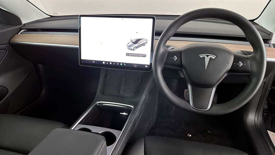 Торпедо Tesla Model 3 '2017–23