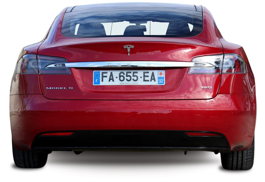 Tesla Model S '2016–21, вид сзади