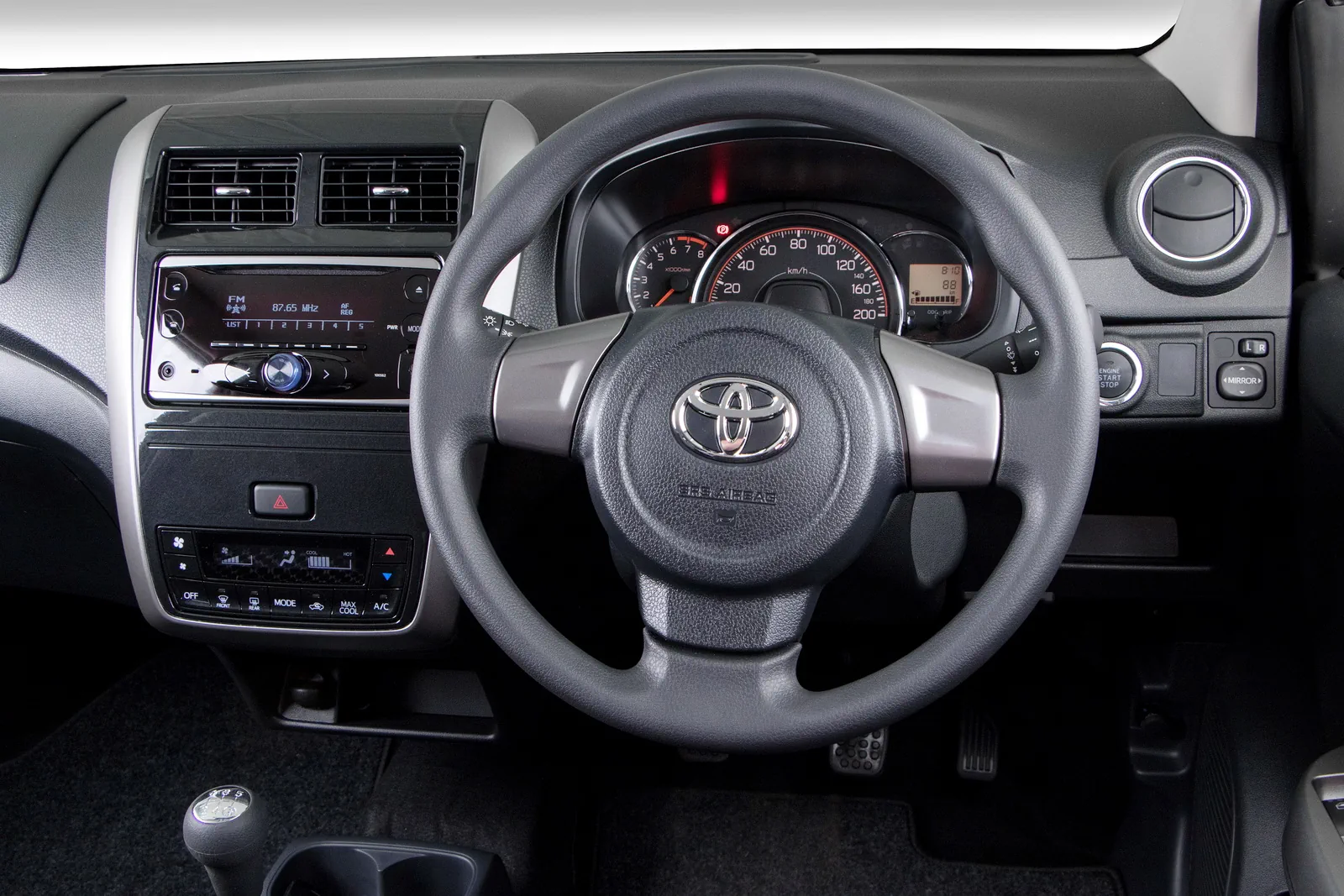 Рулевое колесо хетчбэка Toyota Agya 2020