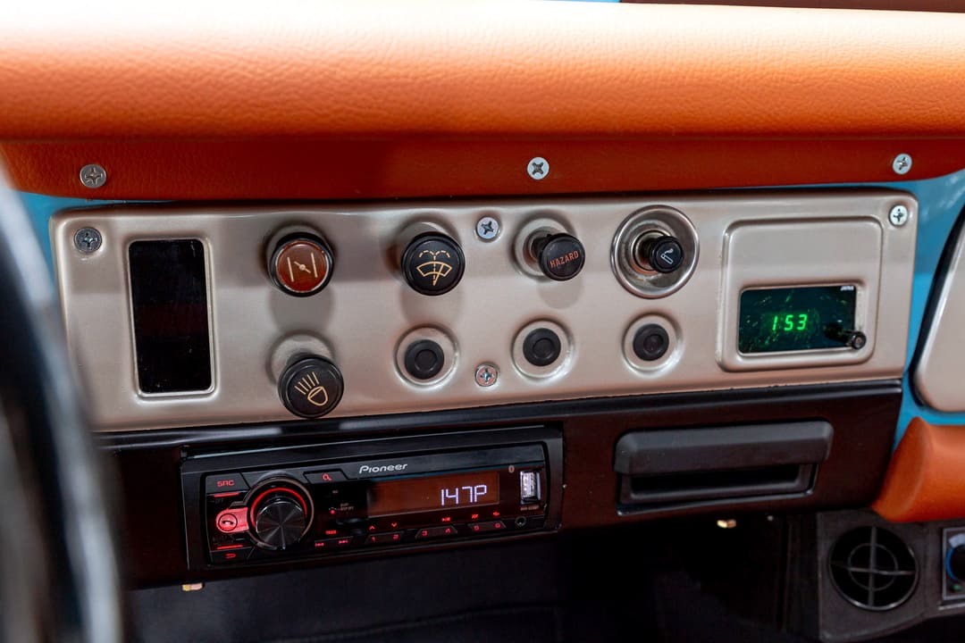 Консоль пикапа Toyota Land Cruiser Chassis (J45PL) '1979–84