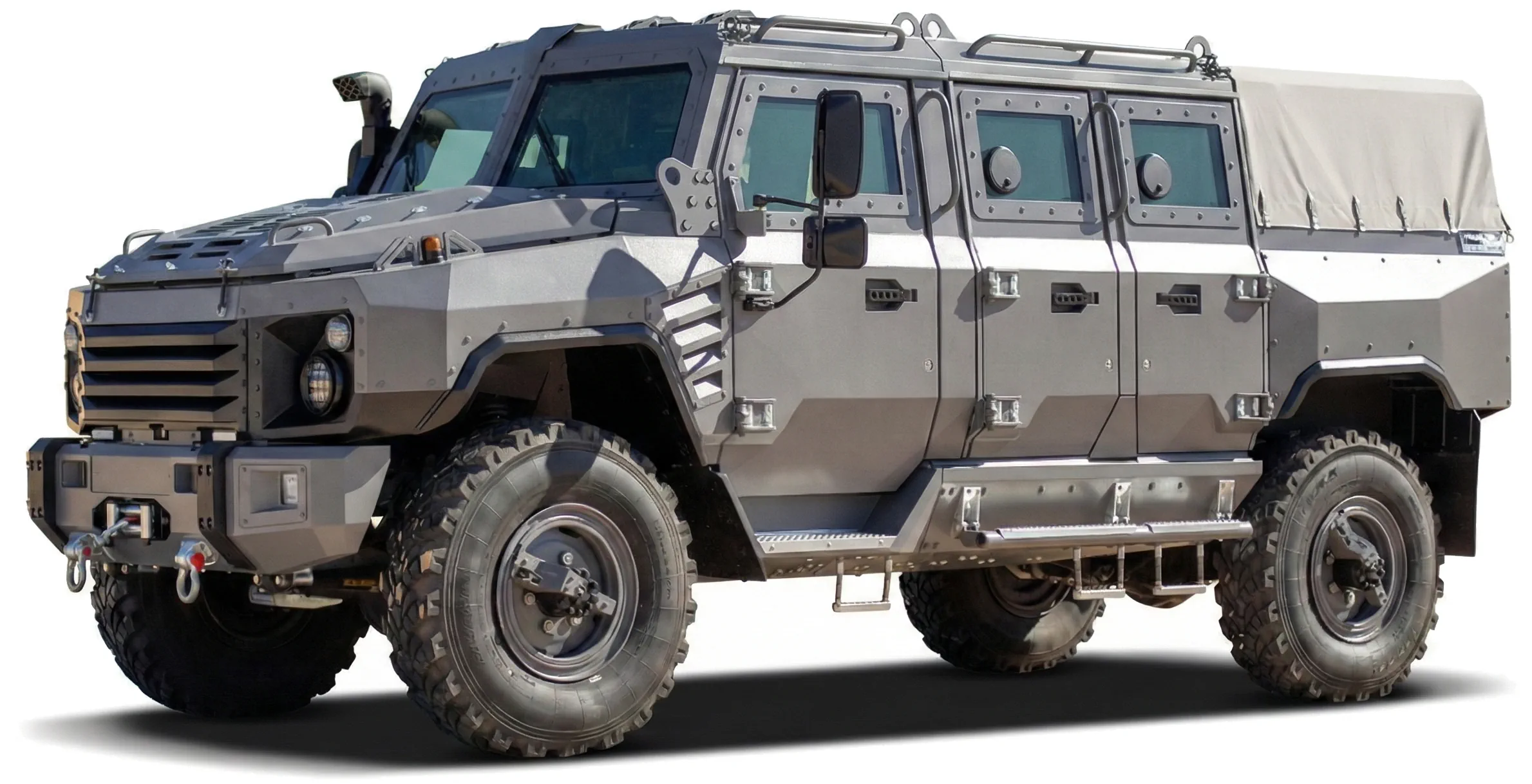 Бронированный автомобиль RIDA Buran APC6 '2018 на белом фоне